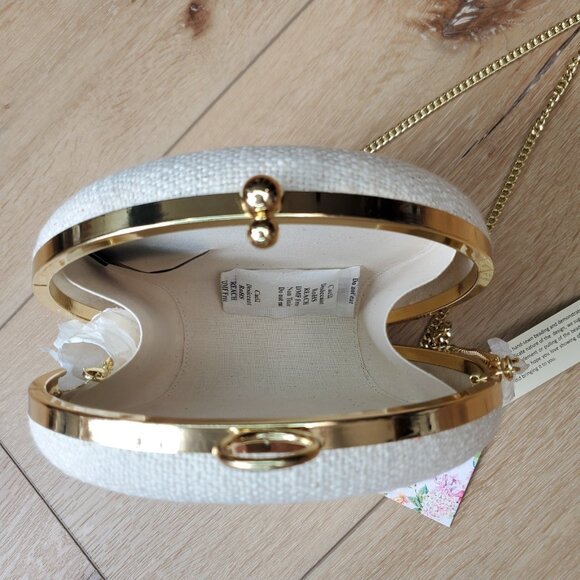 Viral Handcrafted In India Beaded Bag Monogrammed "M" Beige Round Clutch Chain - Picture 4 of 16